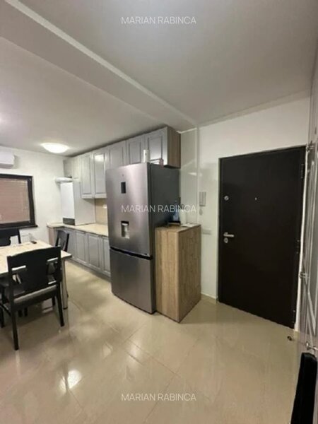 13 Septembrie, 3 camere 76 mp,