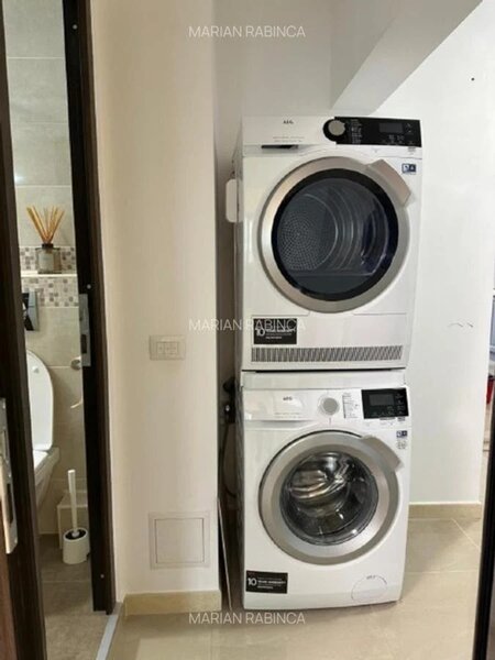 13 Septembrie, 3 camere 76 mp,