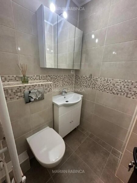 13 Septembrie, 3 camere 76 mp,