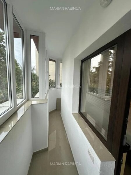 13 Septembrie, 3 camere 76 mp,