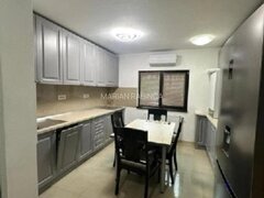 13 Septembrie, 3 camere 76 mp